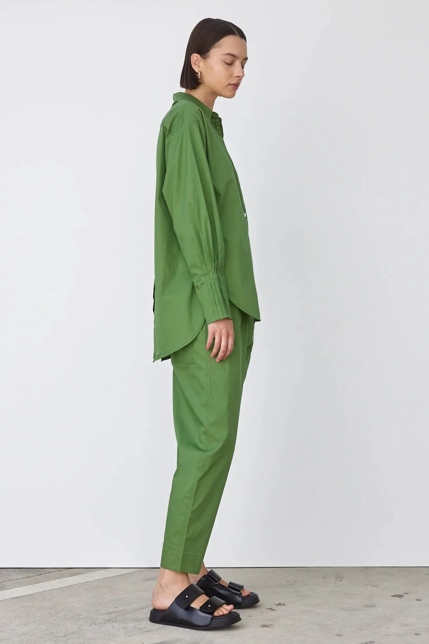 Ashley Pant in Pine