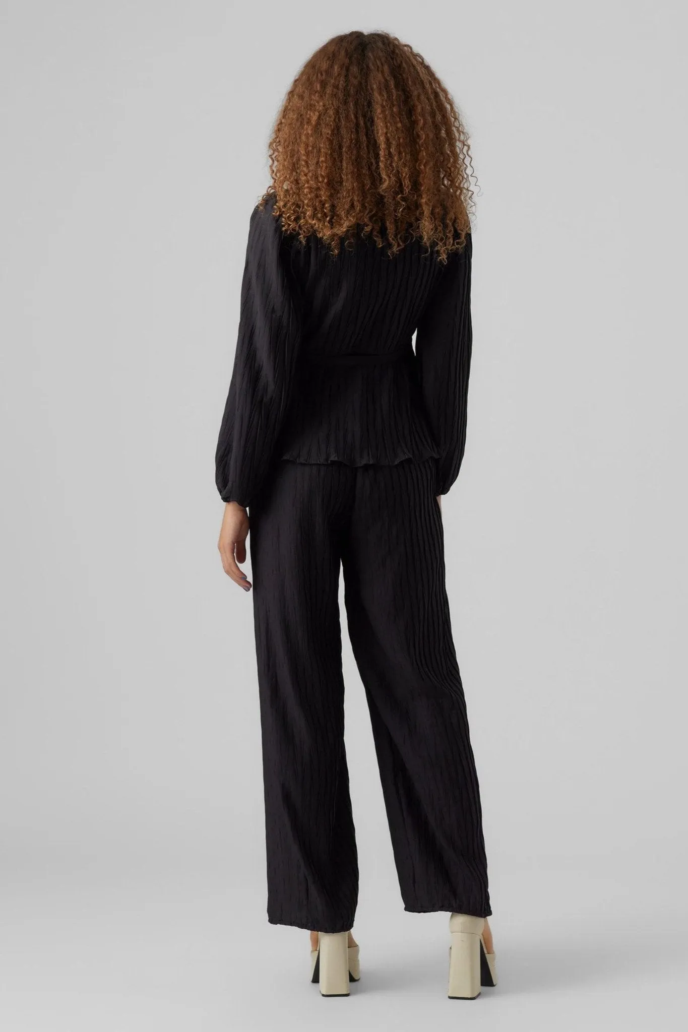 Carrie Longsleeve Blouse - Black