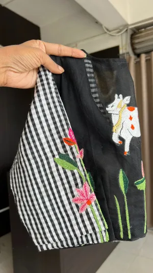 Pure jute silk cow embroidery blouse