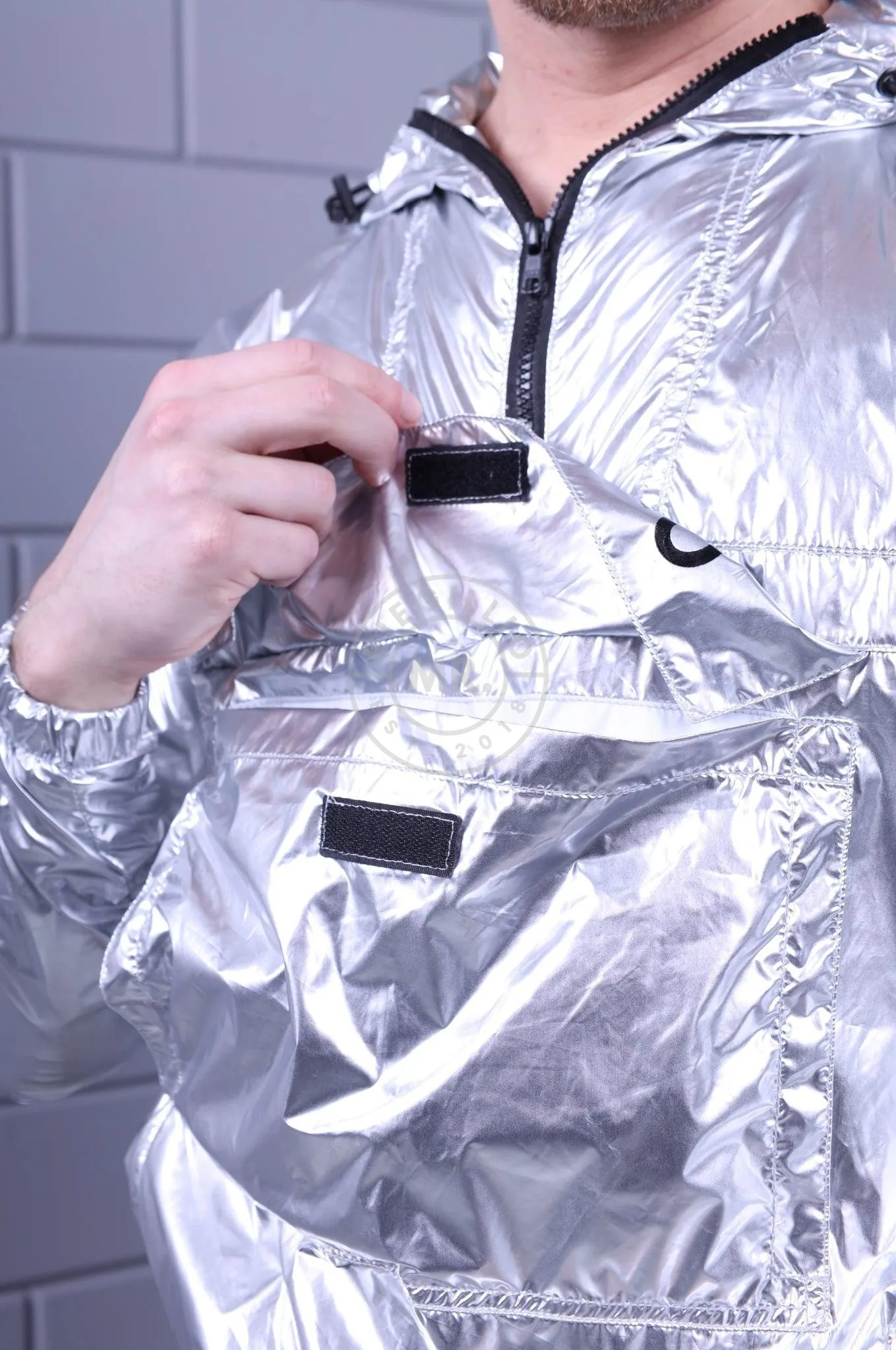 Shiny Nylon Anorak - Silver