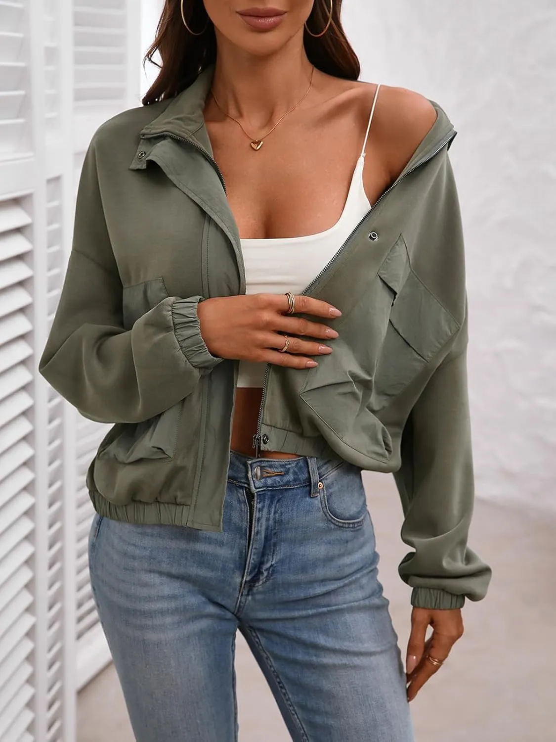 Women's Cropped Oversized Safari Jackets Zip Up Stand Collar Neck Long Sleeve Utility Anorak jacket with Pocket